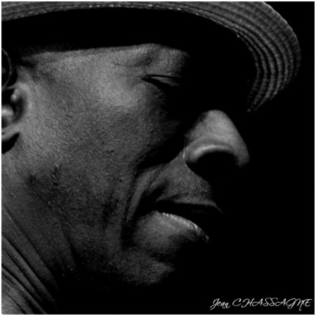 KEB-MO